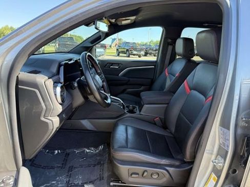 Used 2023 Chevrolet Colorado Z71 w/ Z71 Convenience Package 2 AWD/4WD image 10