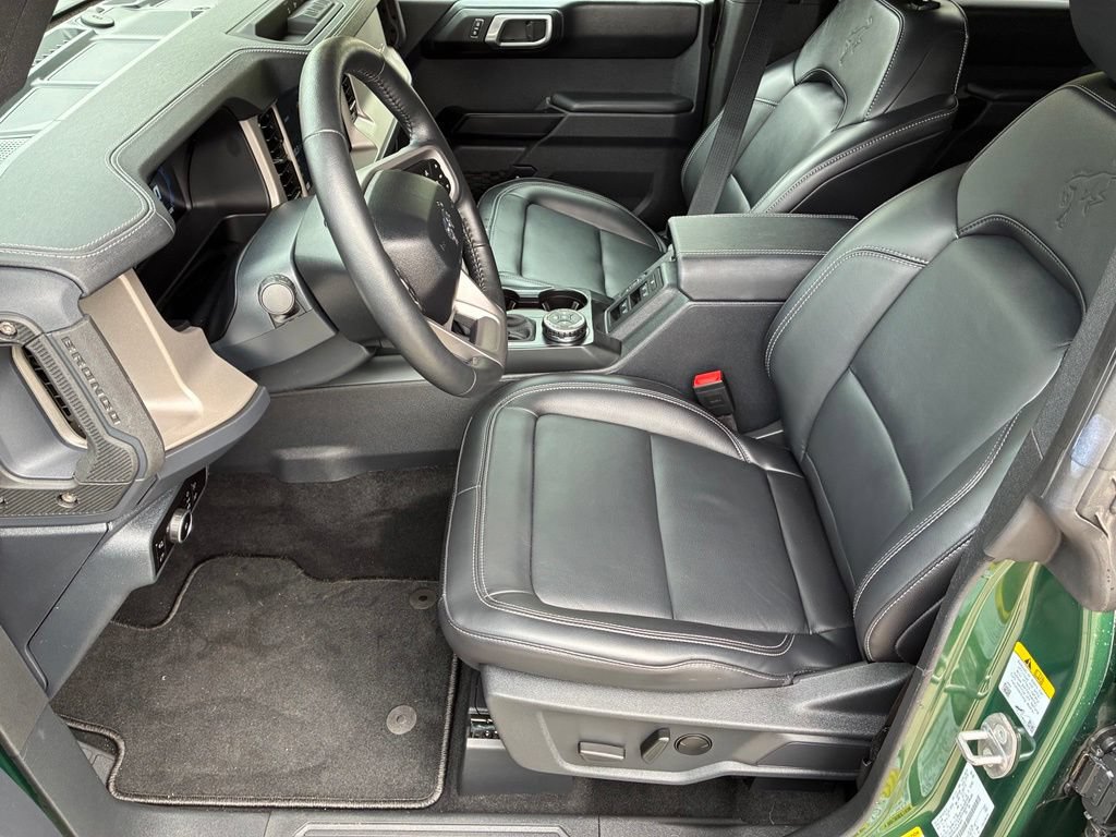Used 2025 Ford Bronco Outer Banks AWD/4WD image 15