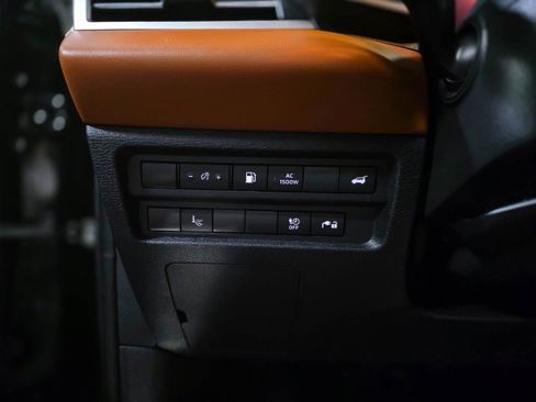 Used 2023 Mitsubishi Outlander SEL image 40