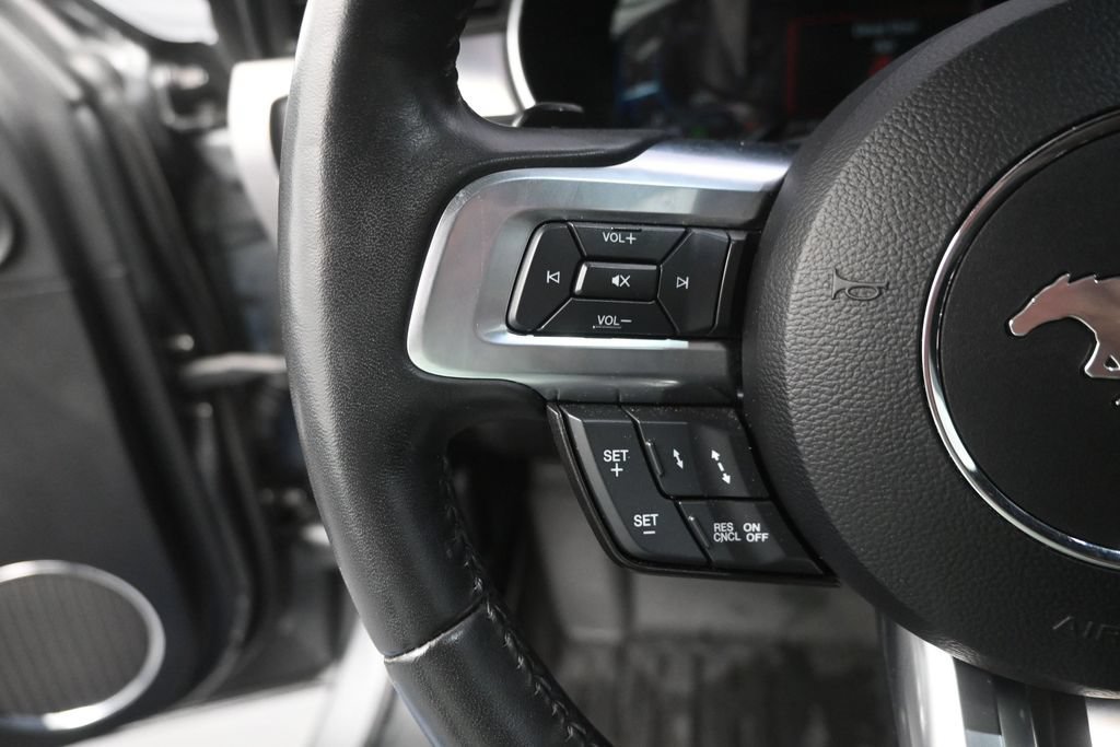 Used 2022 Ford Mustang GT Premium w/ Equipment Group 401A RWD image 7