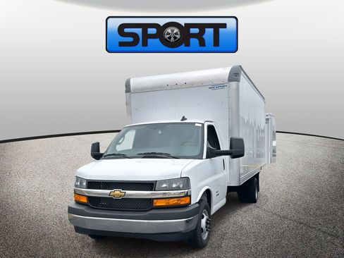 New 2026 Chevrolet Express 4500 w/ Power Convenience Package image 1