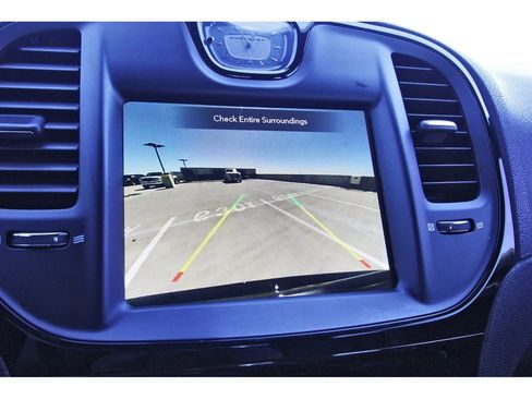 Used 2022 Chrysler 300 S image 21