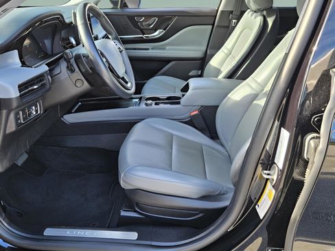 Used 2022 Lincoln Corsair Grand Touring image 9