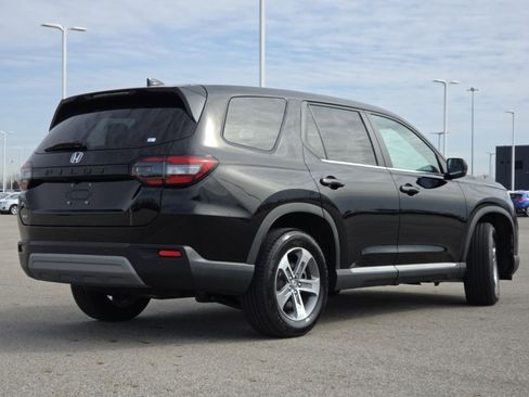 Used 2025 Honda Pilot EX-L image 18
