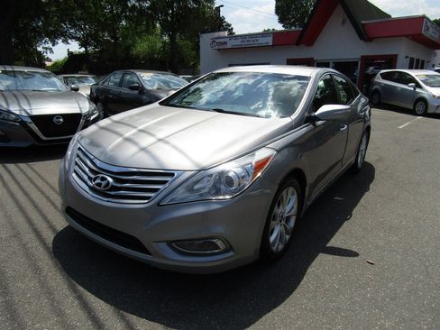 Used 2014 Hyundai Azera Limited FWD image 1