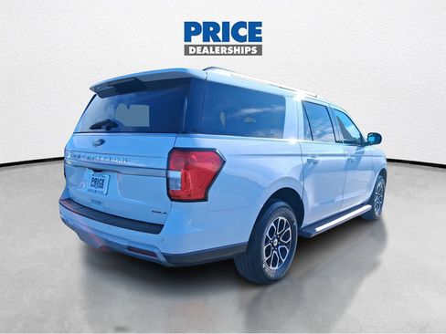 Used 2024 Ford Expedition Max XLT image 5
