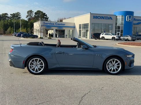 Used 2024 Ford Mustang GT Premium image 45