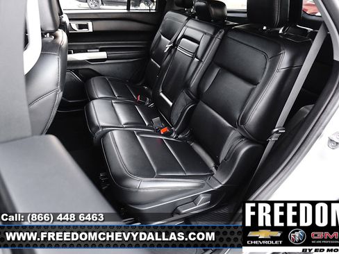 Used 2024 Ford Explorer XLT w/ Equipment Group 202A image 10