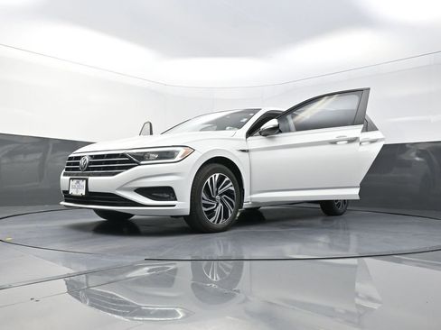 Used 2021 Volkswagen Jetta SEL Premium FWD image 33