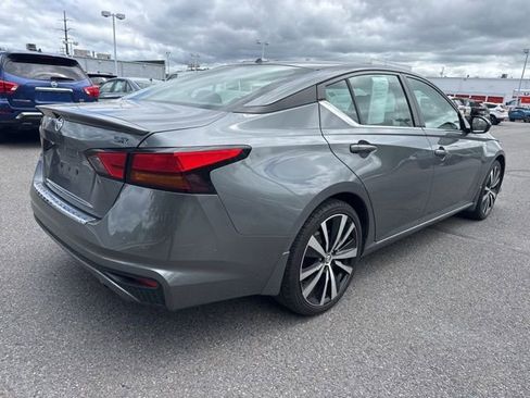 Used 2019 Nissan Altima 2.5 SR FWD image 5