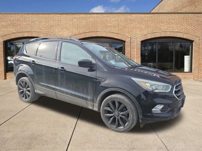 Used 2017 Ford Escape SE w/ Equipment Group 201A