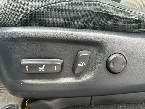 Used 2019 Toyota 4Runner SR5 image 4