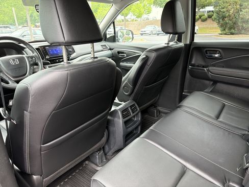 Certified 2023 Honda Ridgeline RTL image 21
