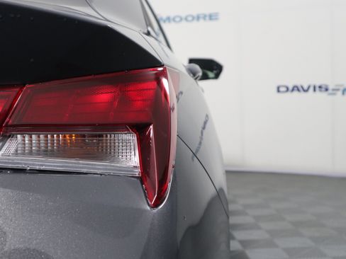 Used 2024 Hyundai Elantra Limited FWD image 6