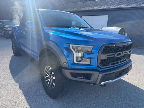 Used 2019 Ford F150 Raptor w/ Equipment Group 802A Luxury image 6