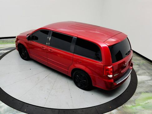 Used 2016 Dodge Grand Caravan SE w/ Quick Order Package 29E SE FWD image 32