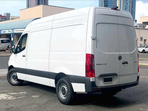 New 2025 Mercedes-Benz Sprinter 2500 image 5
