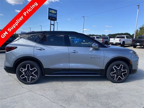 New 2025 Chevrolet Blazer RS w/ Driver Confidence II Package image 7