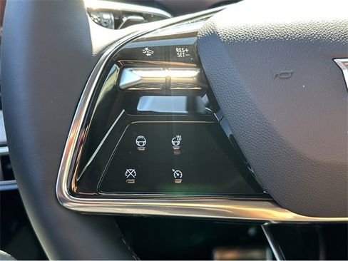 New 2025 Cadillac Optiq Sport 1 image 20