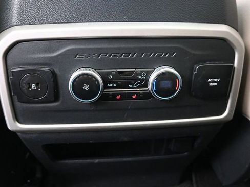Used 2024 Ford Expedition Max Limited image 22