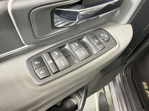 Used 2017 RAM 1500 Big Horn image 10