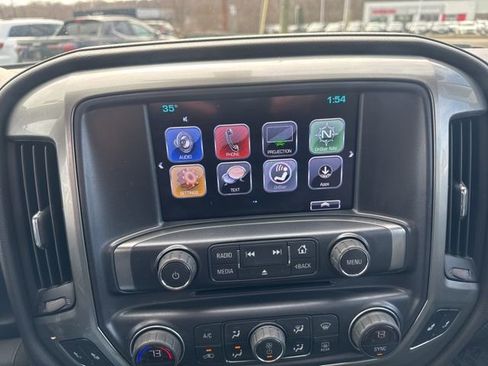 Used 2018 Chevrolet Silverado 1500 LTZ AWD/4WD image 12
