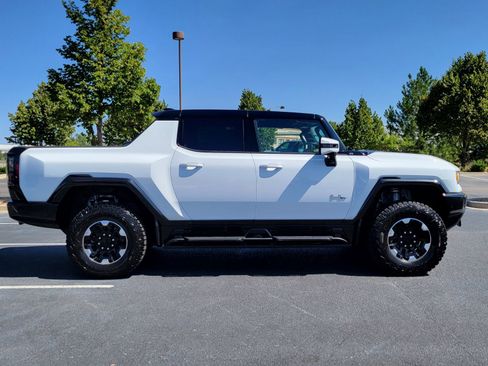 New 2025 GMC Hummer EV 3X w/ Extreme Off-Road Package image 2