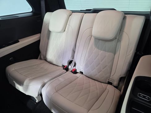 New 2026 Mercedes-Benz GLS 63 AMG 4MATIC image 15