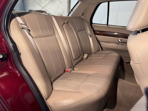 Used 2007 Mercury Grand Marquis GS RWD image 24