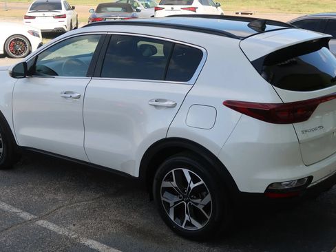 Used 2020 Kia Sportage EX w/ Option Group 15 FWD image 12