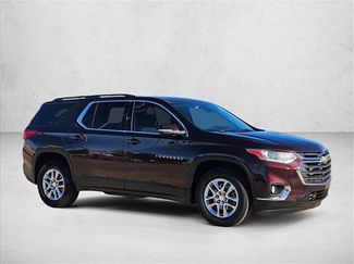 Used 2021 Chevrolet Traverse LT video 3