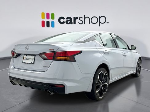 Used 2023 Nissan Altima 2.5 SR AWD/4WD image 5