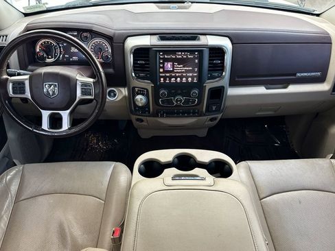 Used 2014 RAM 1500 Laramie w/ Convenience Group image 13