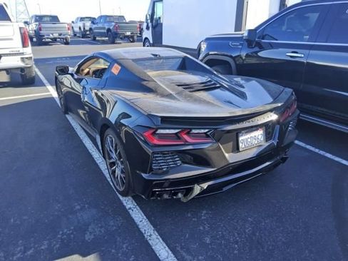 Used 2023 Chevrolet Corvette Stingray Premium Conv w/ Z51 Performance Package RWD image 5