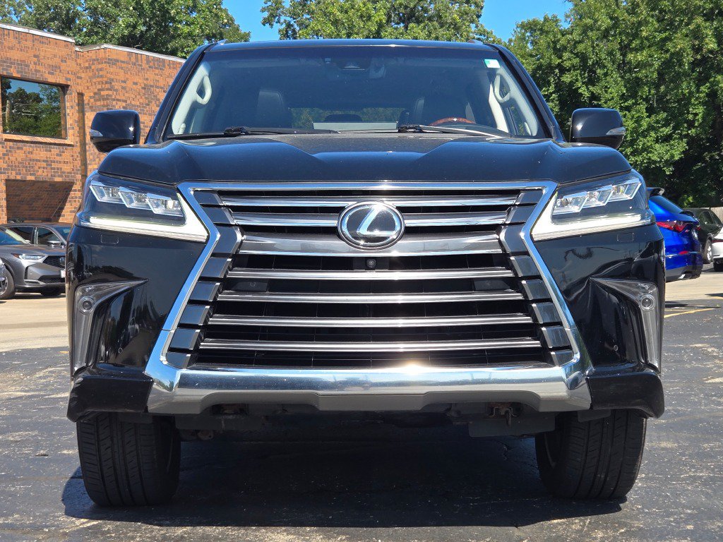 Used 2017 Lexus LX 570 4WD image 4