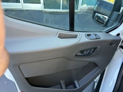New 2025 Ford Transit 350 148 Medium Roof AWD image 9
