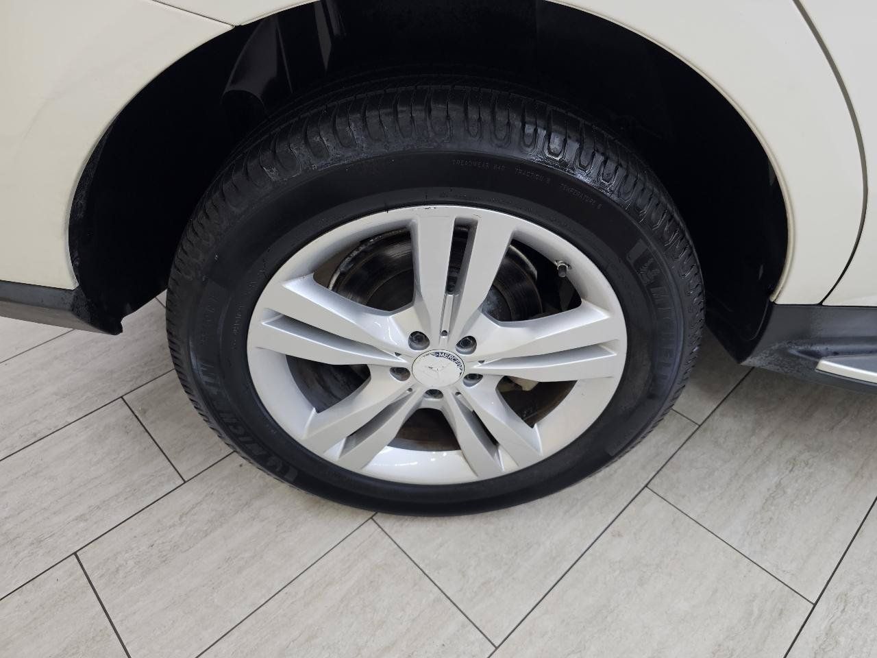 Used 2014 Mercedes-Benz ML 350 2WD image 42