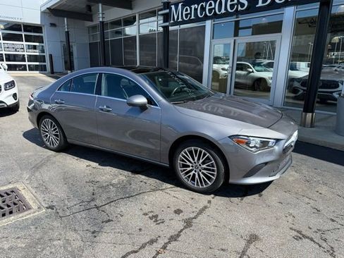Used 2023 Mercedes-Benz CLA 250 4MATIC image 2