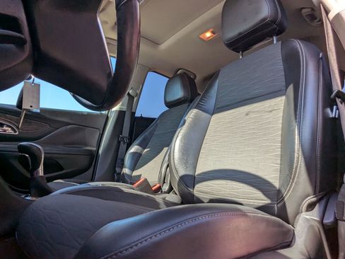 Used 2016 Buick Encore Convenience FWD image 10
