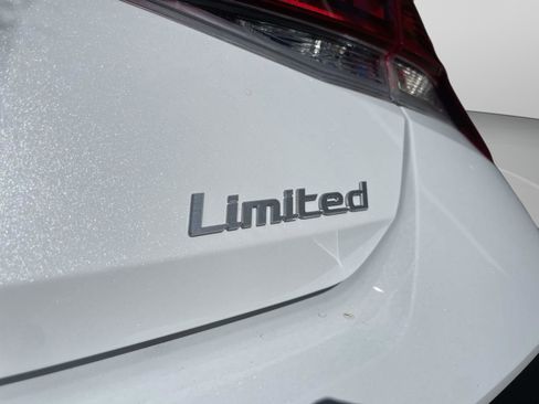 New 2026 Hyundai Elantra Limited image 29