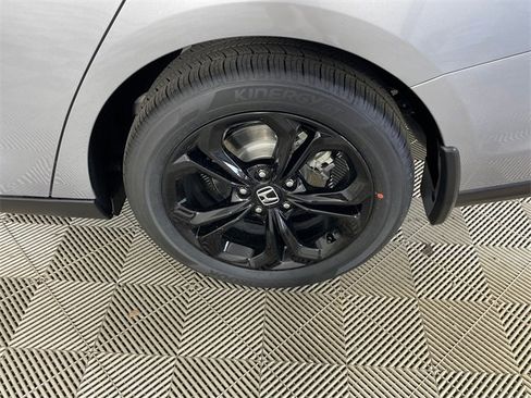 New 2025 Honda Accord SE image 18