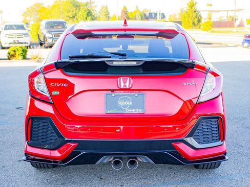 Used 2018 Honda Civic Sport image 8