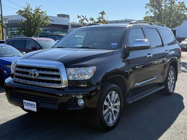 Used 2017 Toyota Sequoia Limited w/ Safety & Convenience Package AWD/4WD image 5
