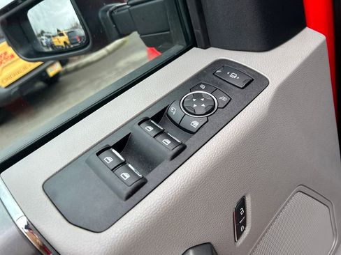 Certified 2020 Ford F250 XLT w/ XLT Premium Package image 18