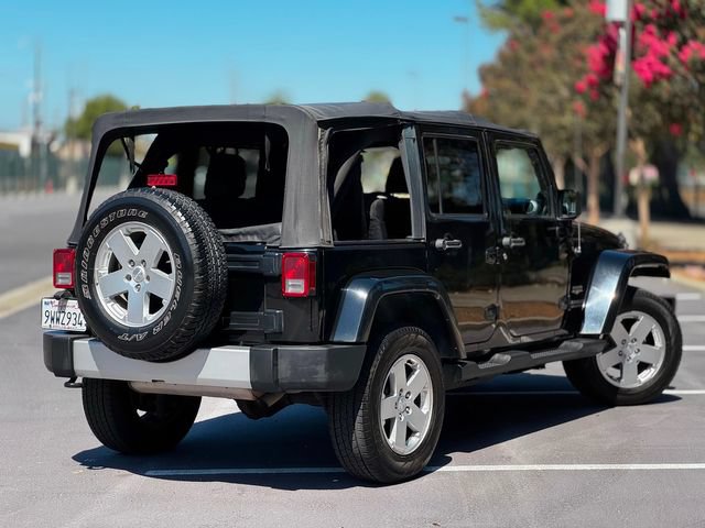 Used 2012 Jeep Wrangler Unlimited Sahara AWD/4WD image 8