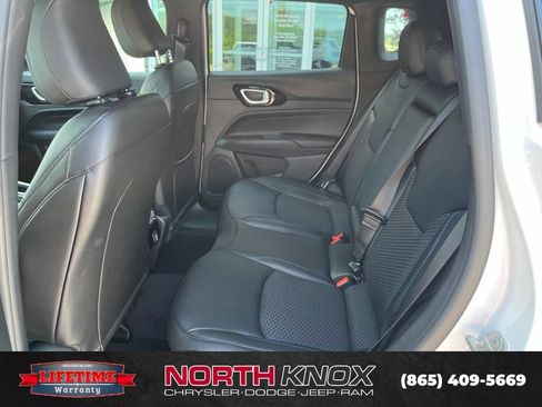 New 2026 Jeep Compass Latitude AWD/4WD image 13