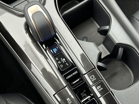 New 2026 Toyota Crown Signia image 23