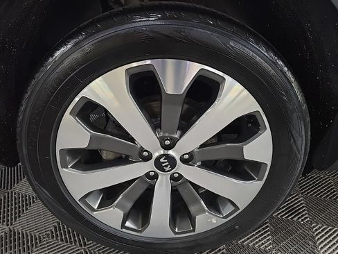 Used 2021 Kia Telluride S AWD/4WD image 16