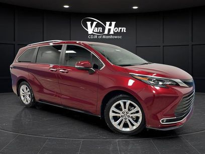 Used 2024 Toyota Sienna Platinum