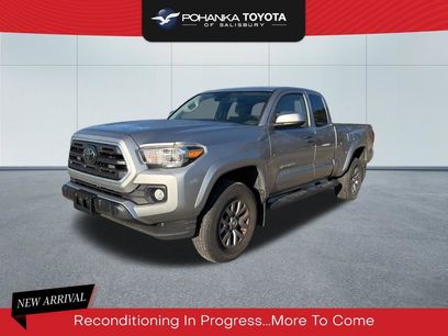 Used 2018 Toyota Tacoma SR5 w/ SR5 Appearance Package (SM)